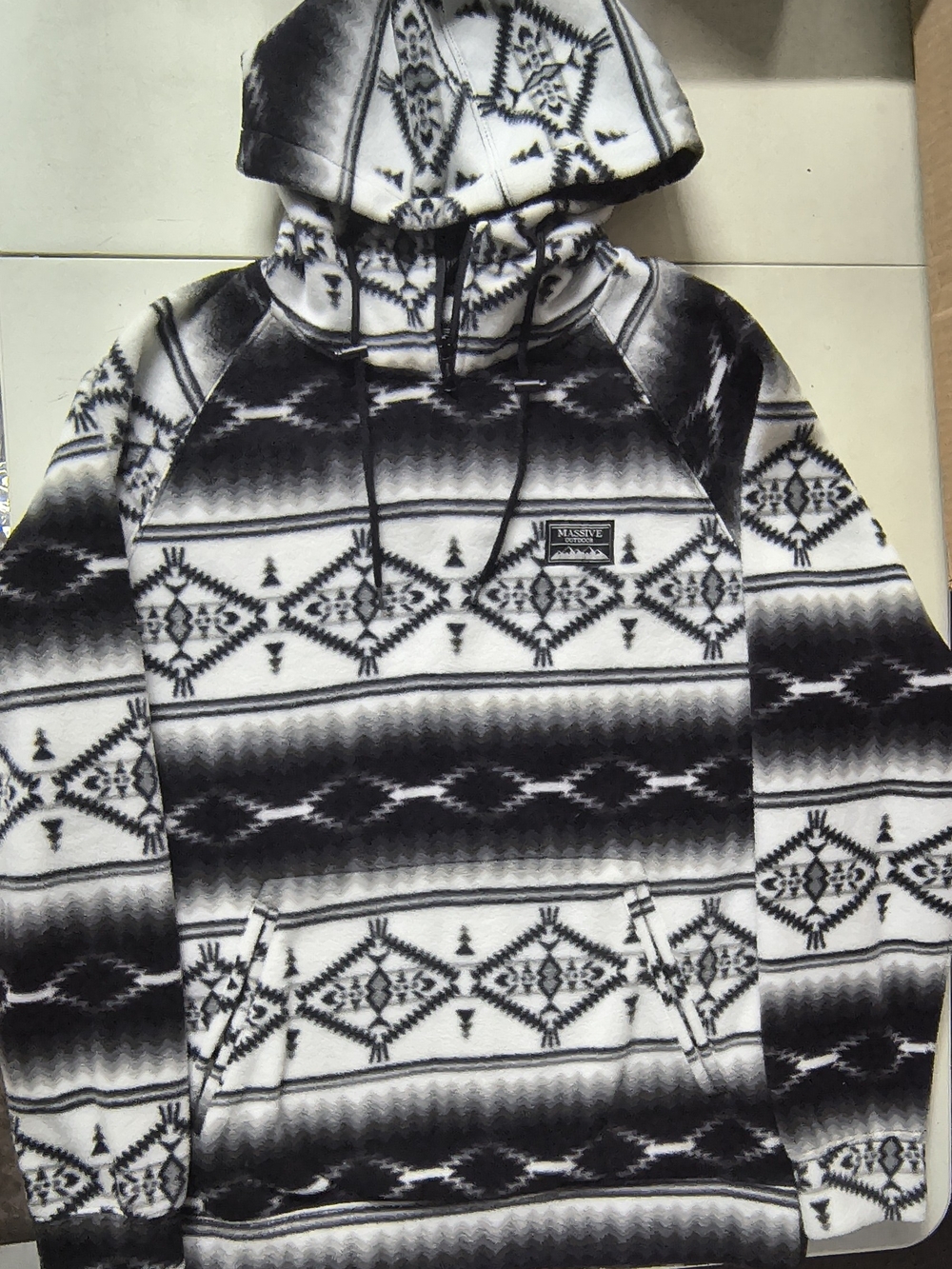 Black & White Massive Outdoor Fleece Aztec Pullover Hoodie